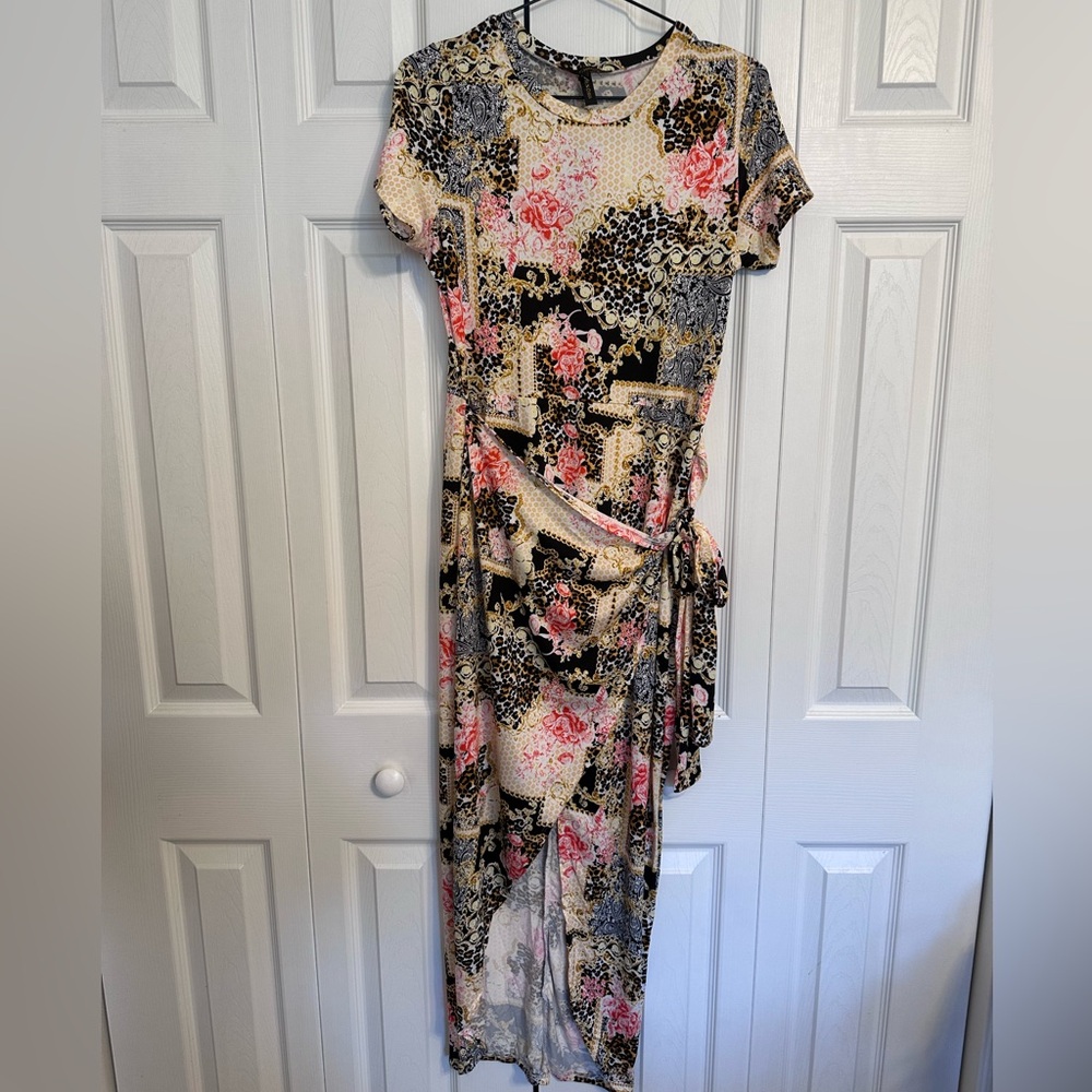 Chic Asymmetrical Floral Dress